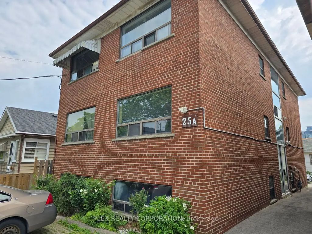 25a Milton Street 2, Toronto W06