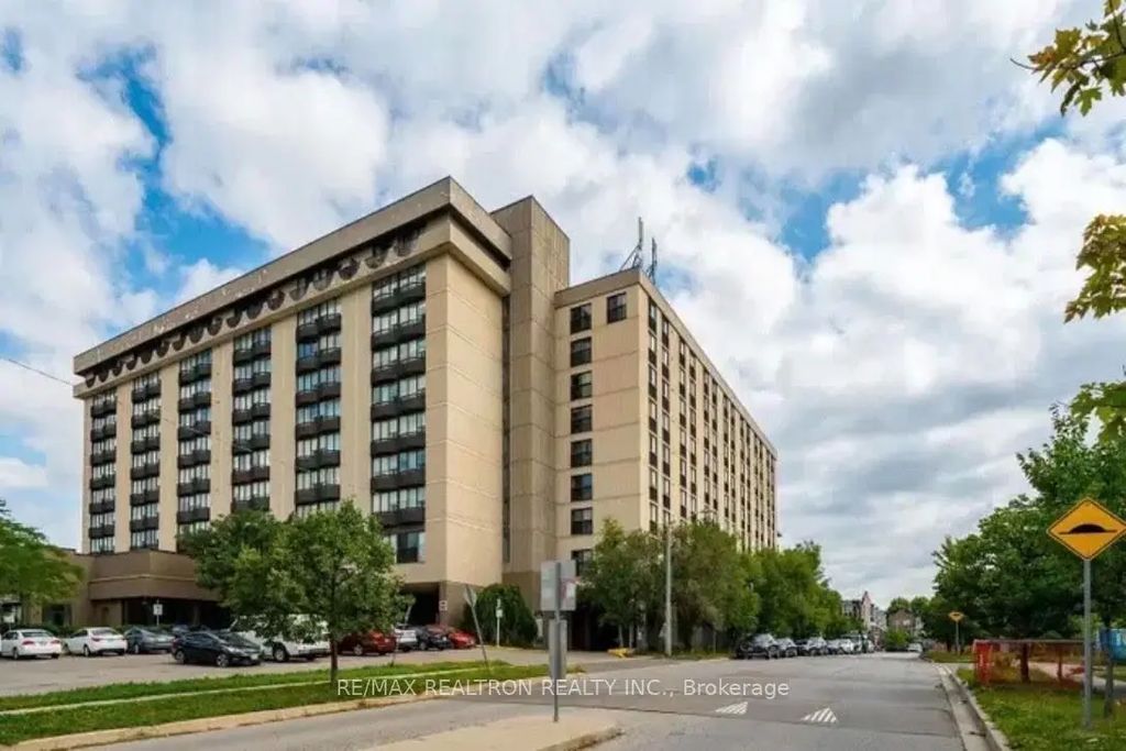 2737 Keele Street 708, Toronto W05