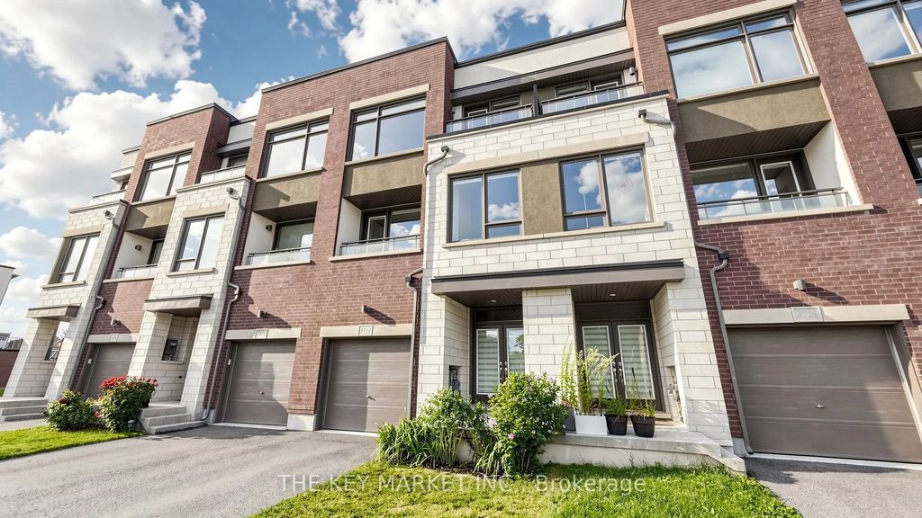 3114 Ernest Appelbe Boulevard, Oakville