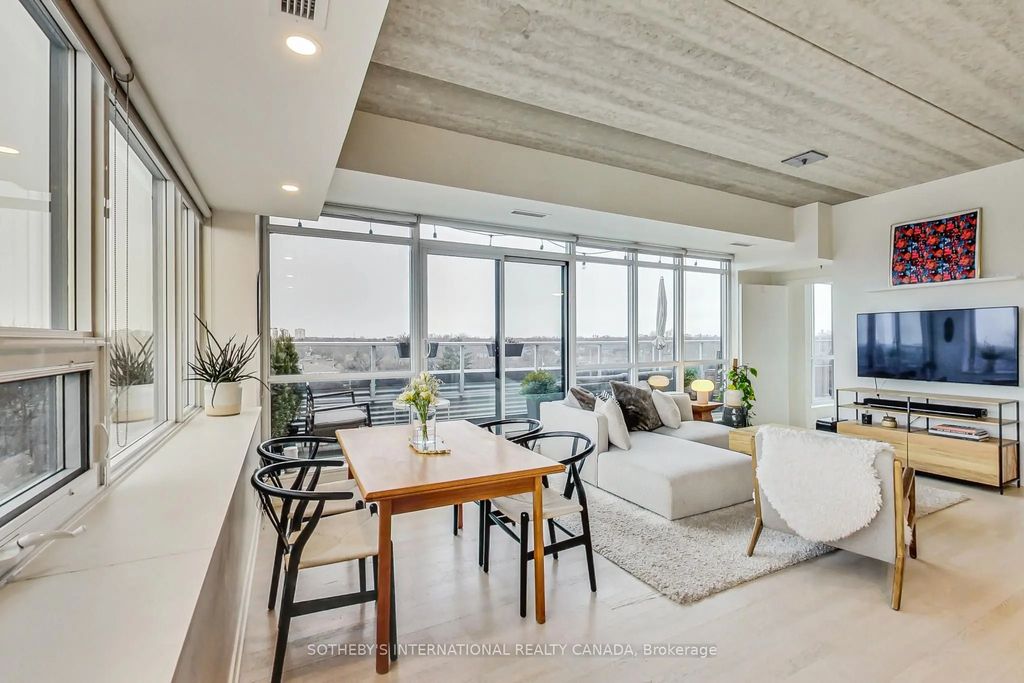 51 Lady Bank Road 602, Toronto W07