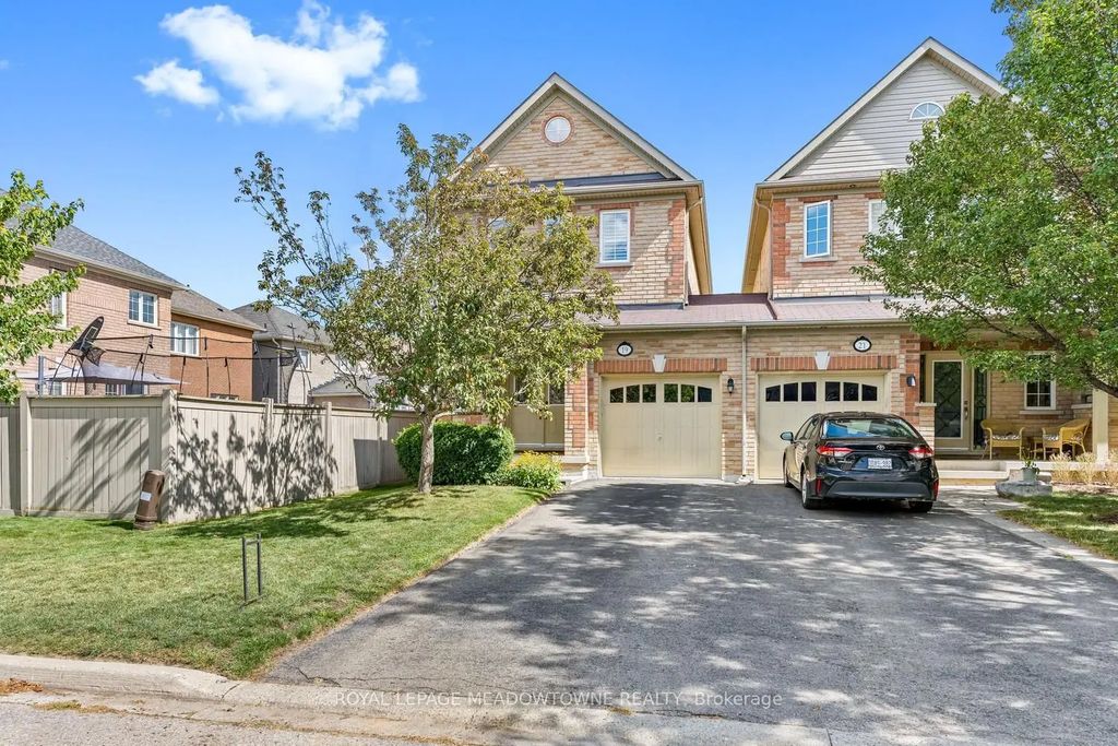 19 Goldham Way, Halton Hills