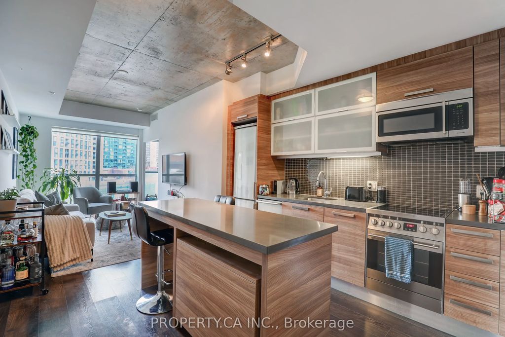 1205 Queen Street W 407, Toronto W01