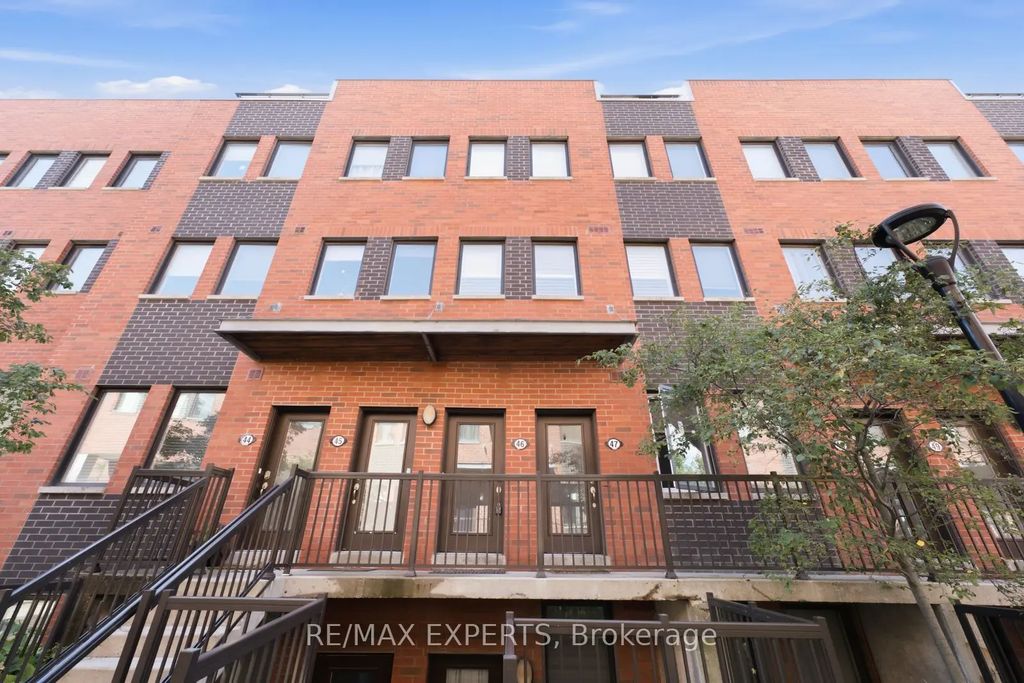 68 Winston Park Boulevard 46, Toronto W05