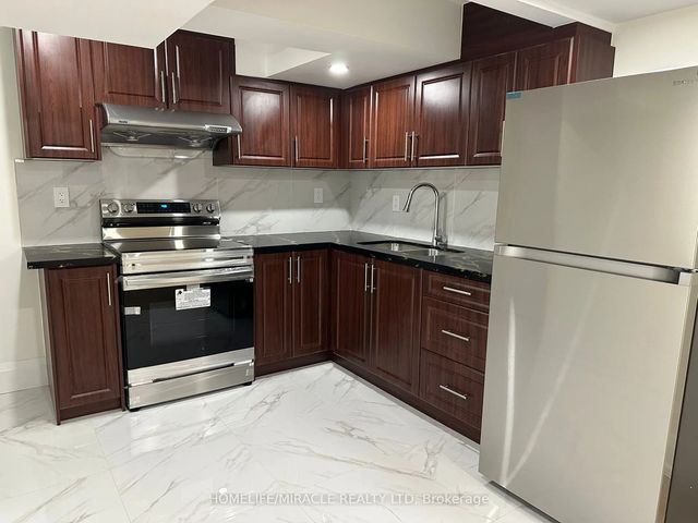 11 Cresswell Drive, Brampton