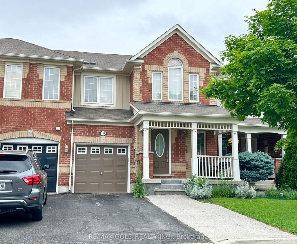 223 Prosser Circle, Milton