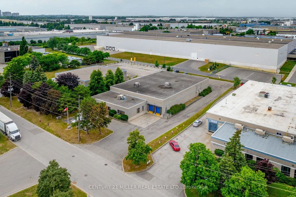 4 Carson Court, Brampton