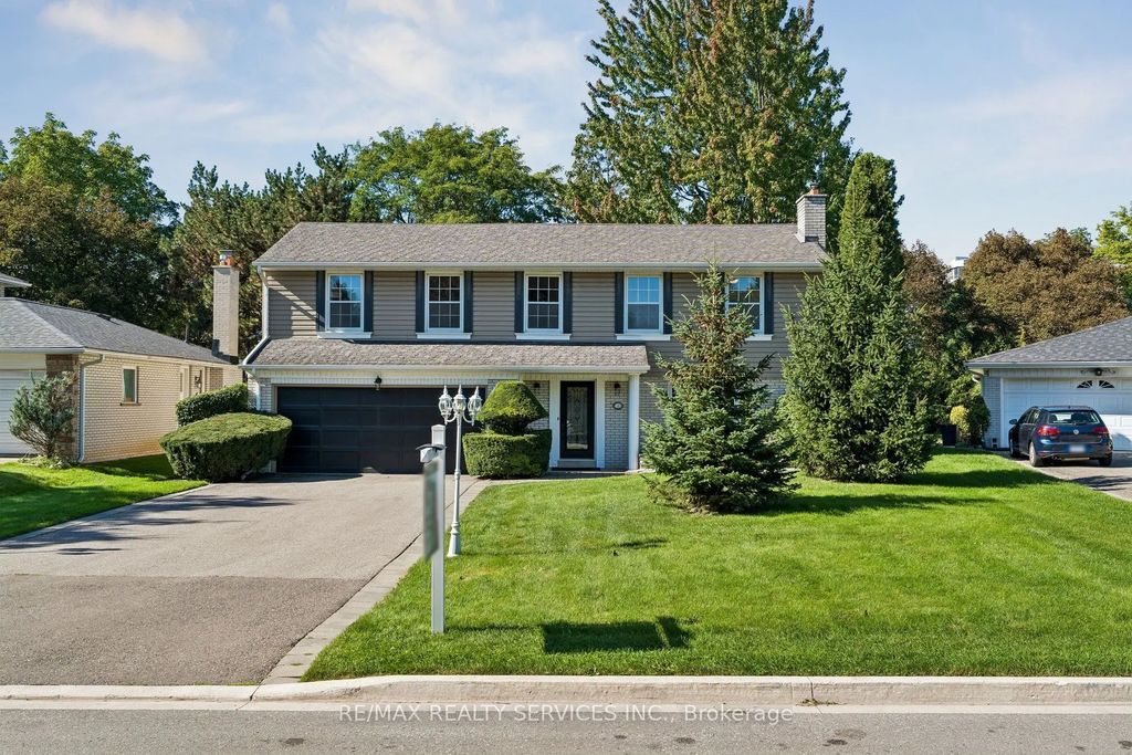 16 Malvern Court, Brampton