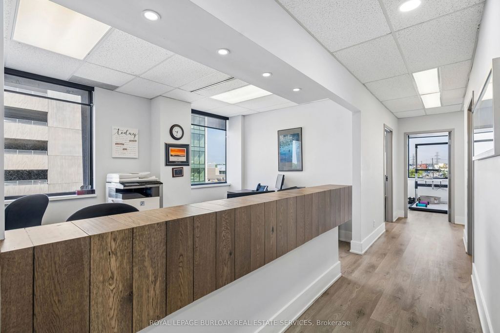 190 Sherway Drive 417, Toronto W08