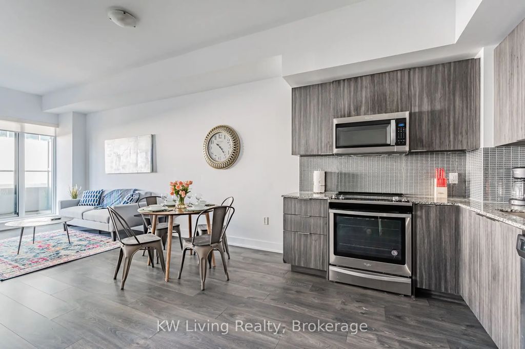 30 Shore Breeze Drive 226, Toronto W06