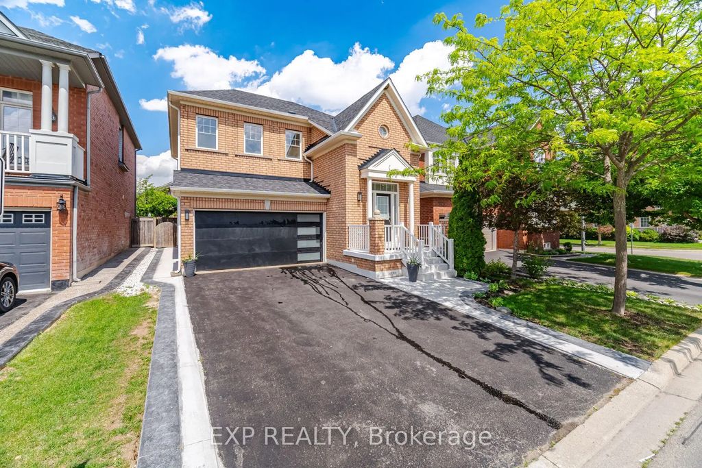 363 Holmes Crescent, Milton