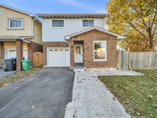 41 Simmons Boulevard, Brampton