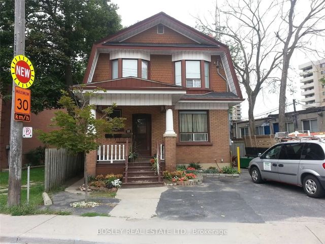 11 Church Street 3, Toronto W04