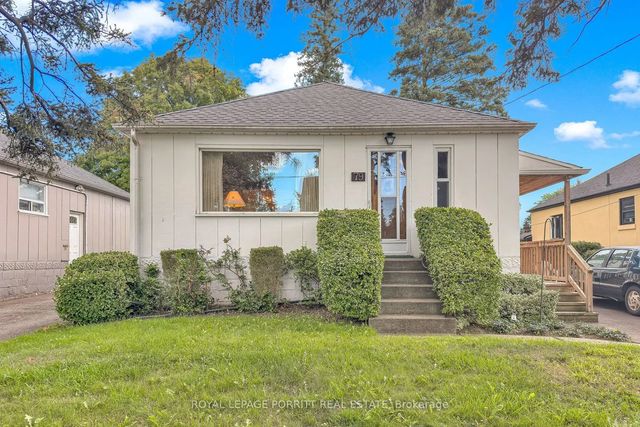 79 Burlingame Road, Toronto W06