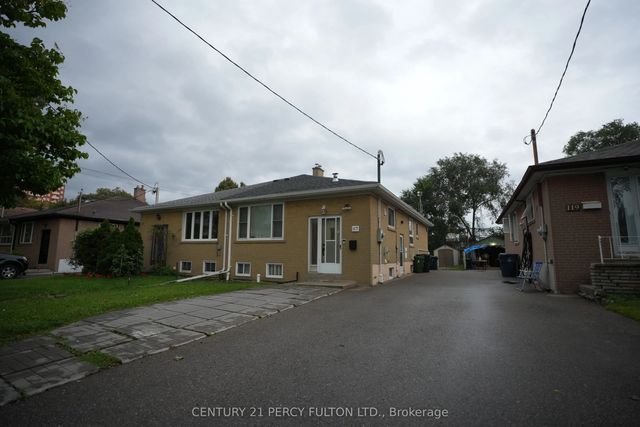 117 Cordella Avenue Main, Toronto W03