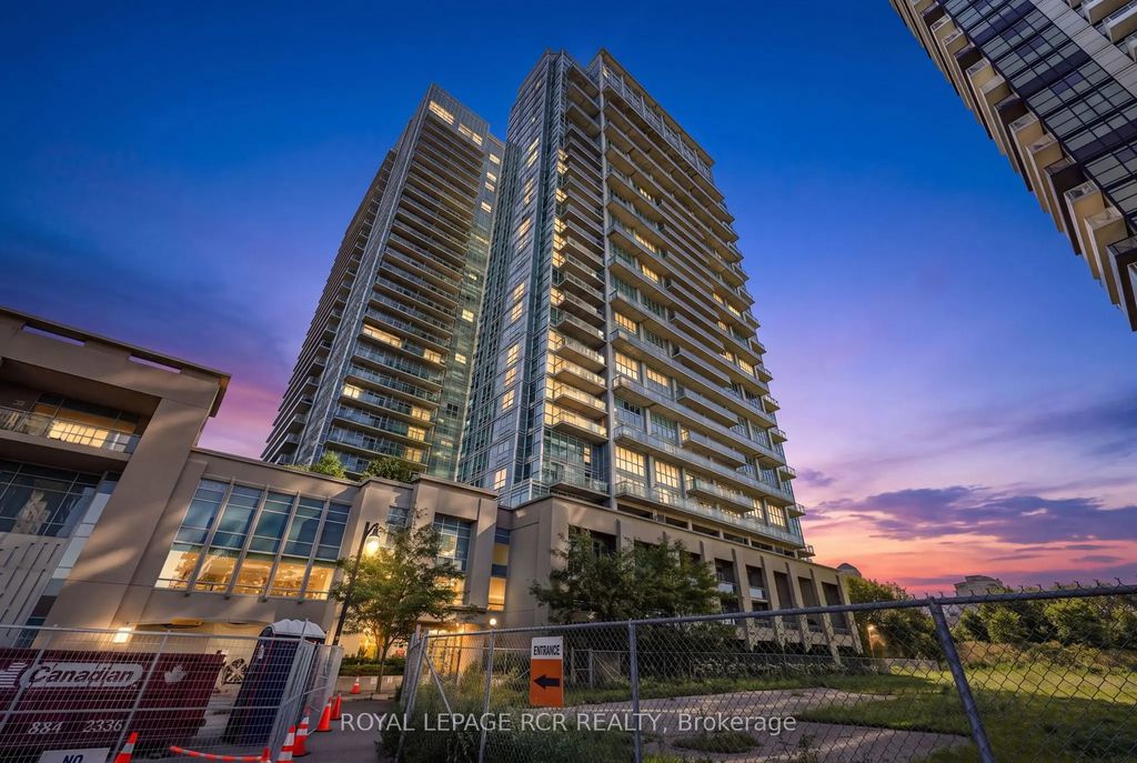 165 Legion Road N 1022, Toronto W06