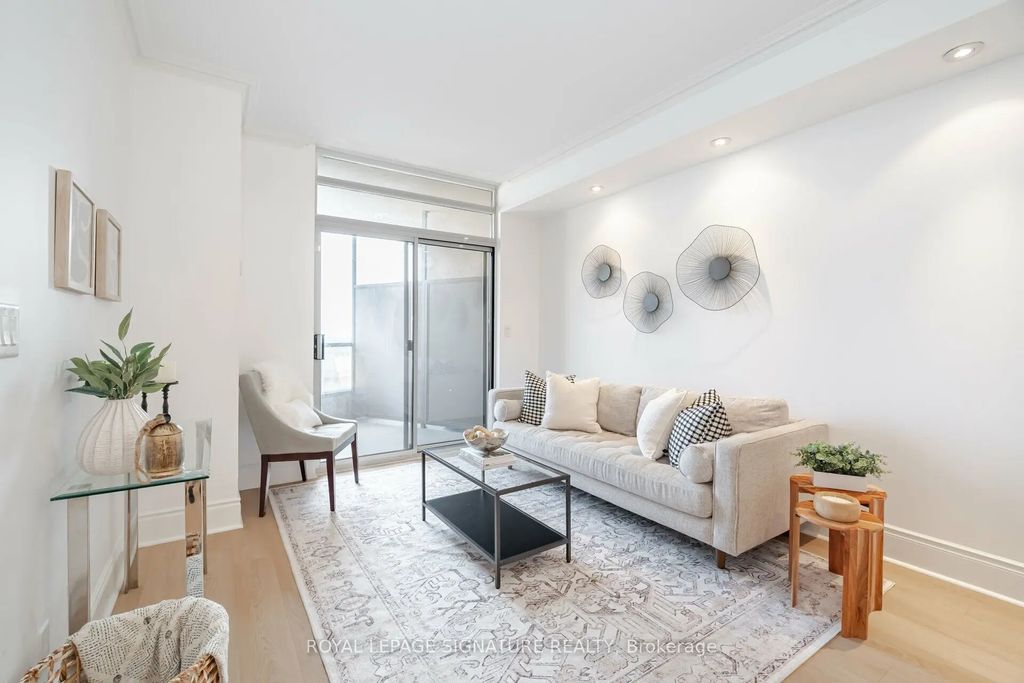 3888 Duke Of York Boulevard 3028, Mississauga