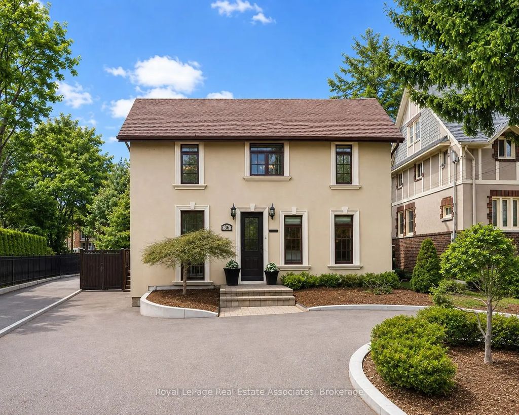 36 Mississauga Road N, Mississauga