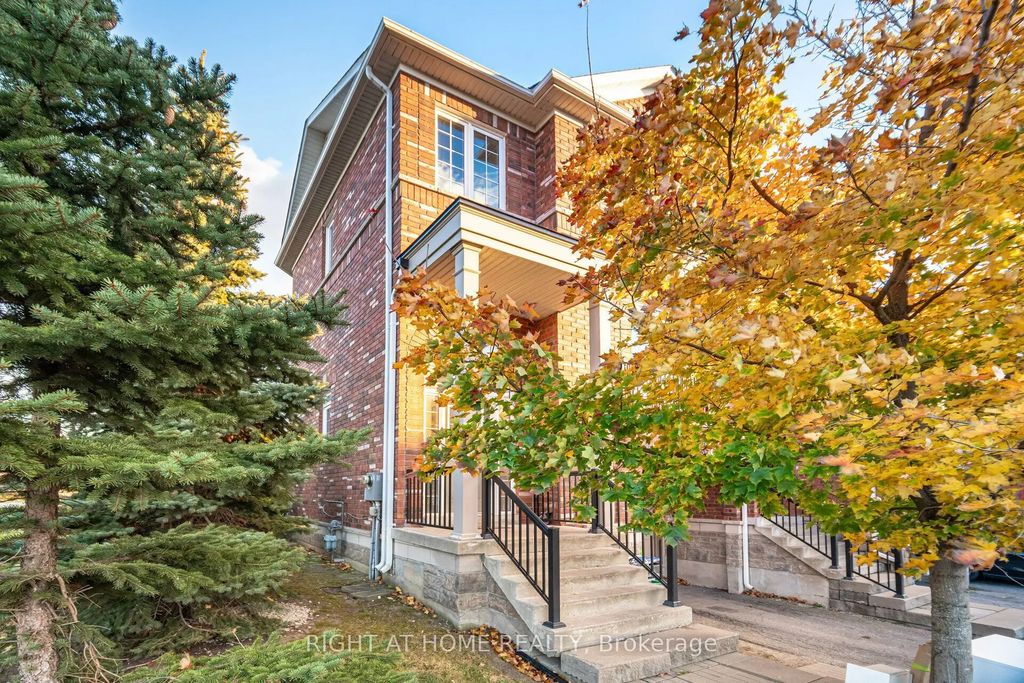 7160 Triumph Lane, Mississauga