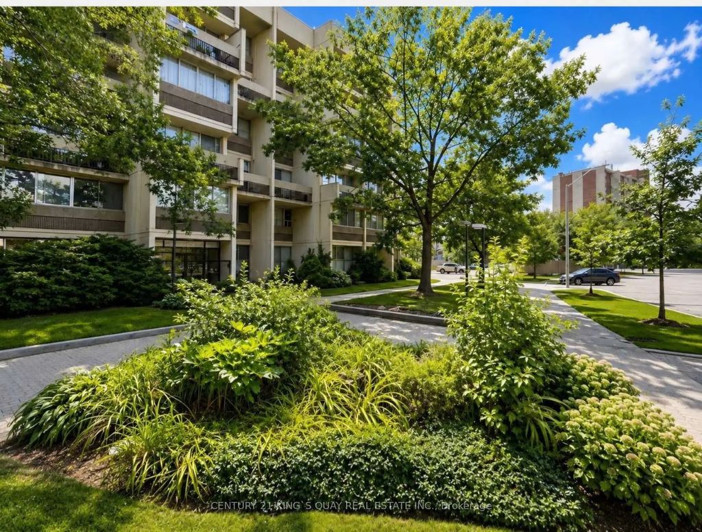 1300 Marlborough Court 121, Oakville