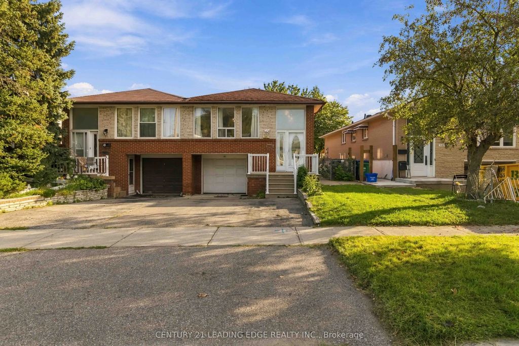 3441 Anneliese Avenue, Mississauga