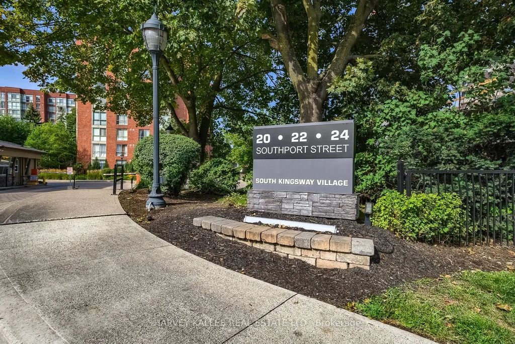 20 Southport Street 521, Toronto W01