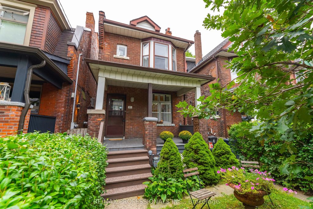 181 Garden Avenue, Toronto W01
