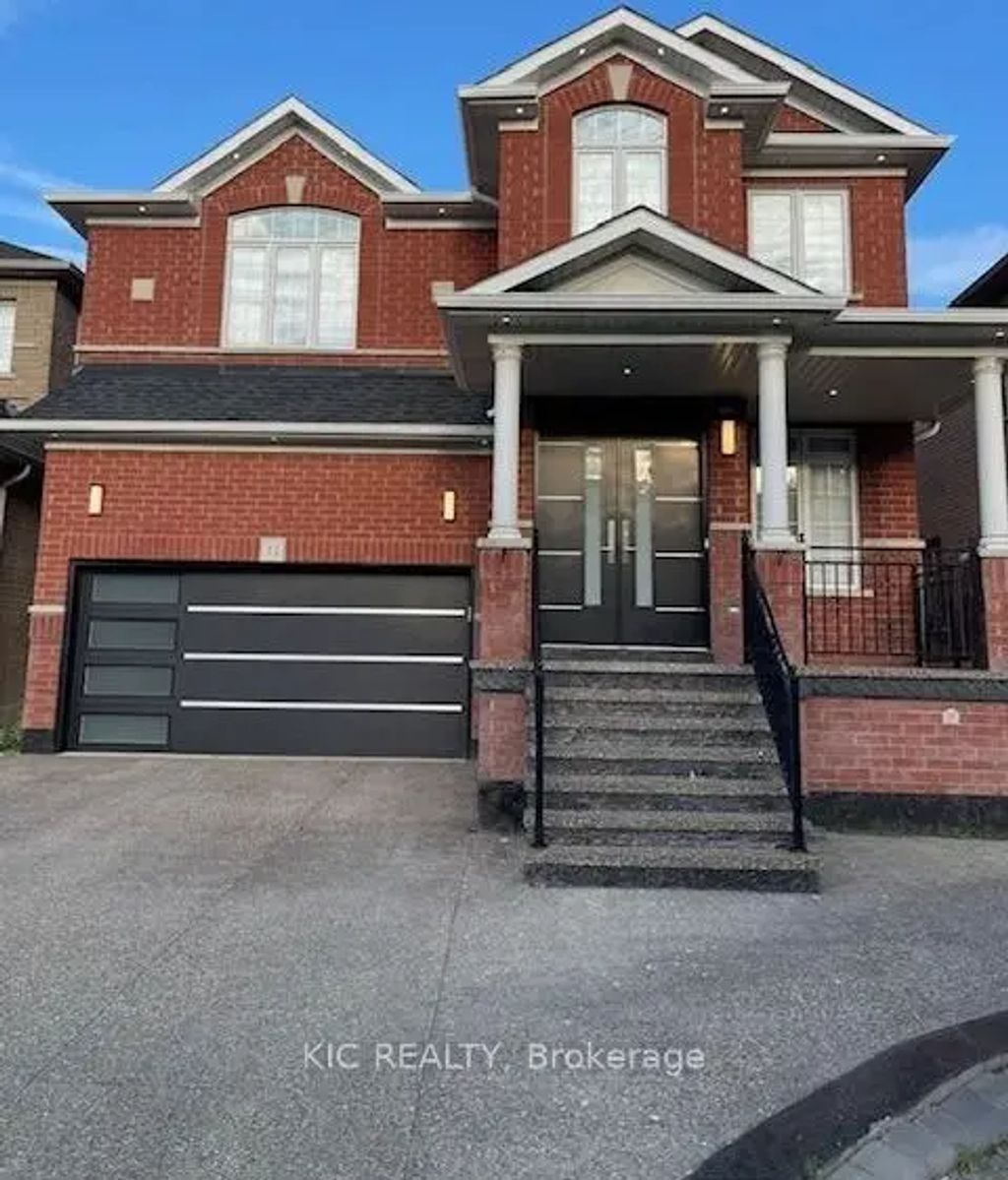 11 Kistler Street Main & 2nd Flr, Brampton