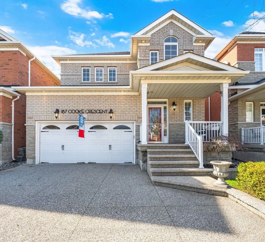 187 Cooke Crescent, Milton
