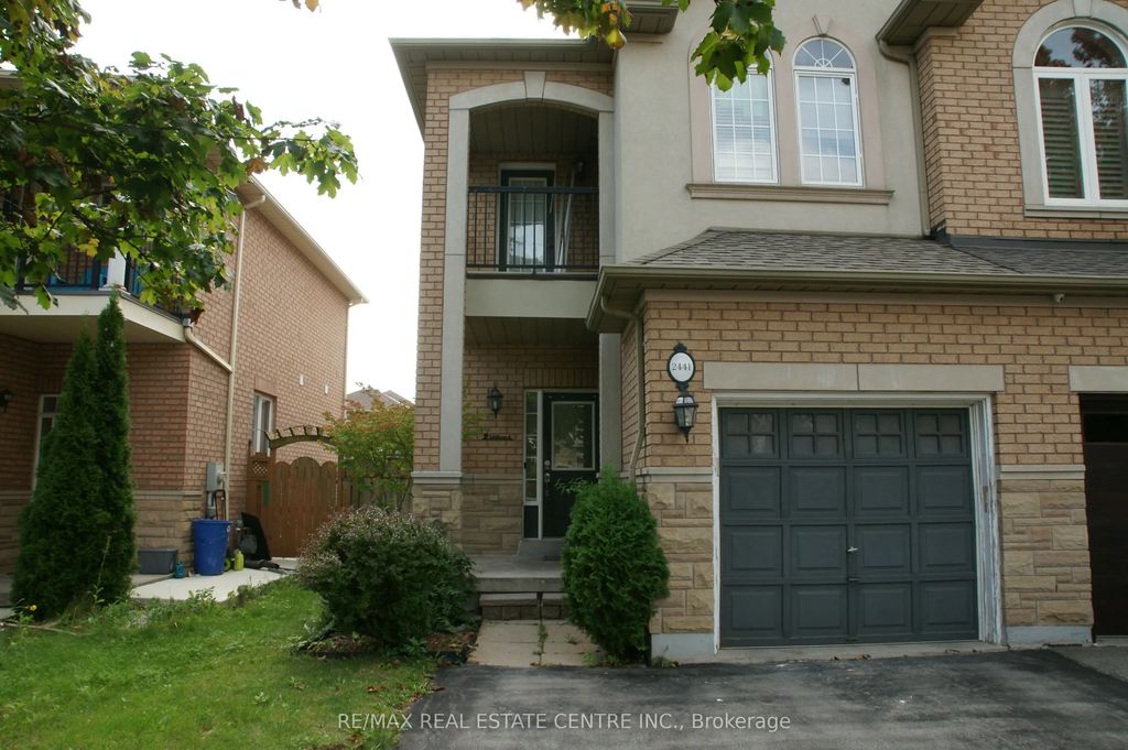 2441 Newcastle Crescent, Oakville