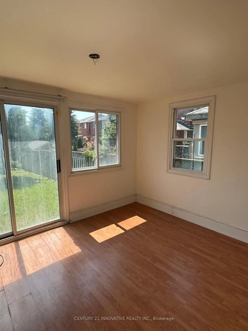 602 Lumberton Crescent, Mississauga