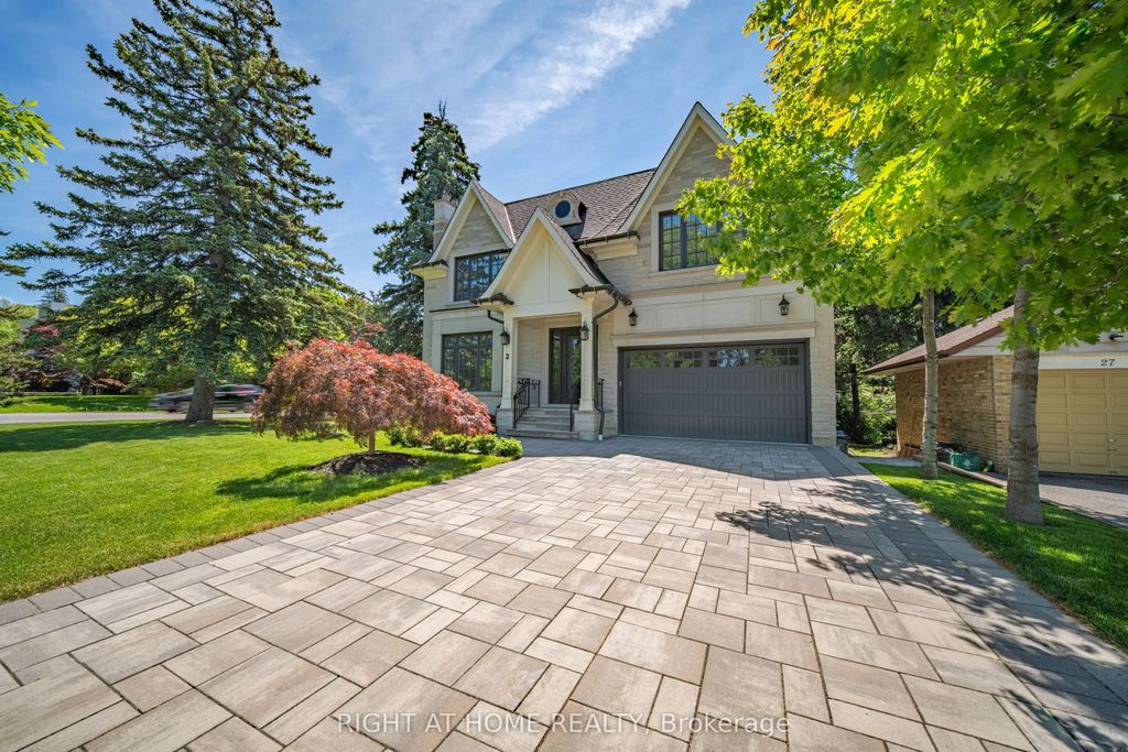 2 Finchley Road, Toronto W08