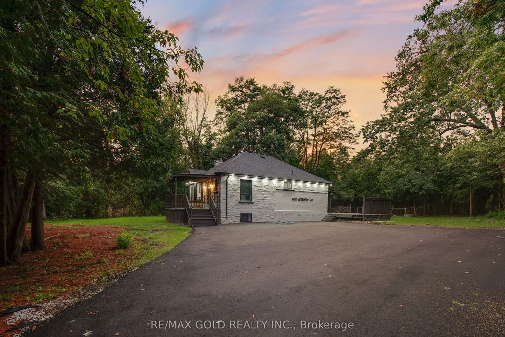 2702 Embleton Road, Brampton