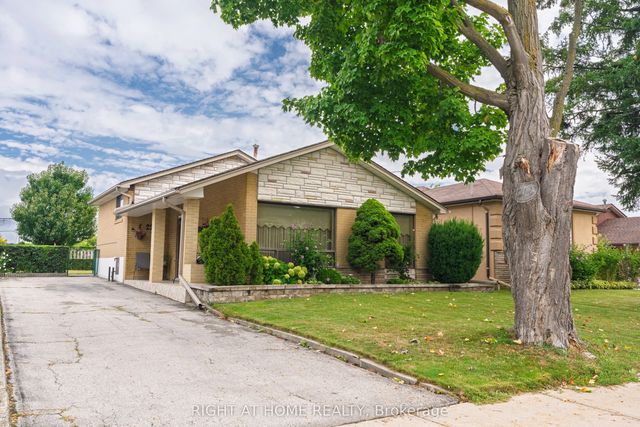 22 Monterrey Drive, Toronto W10