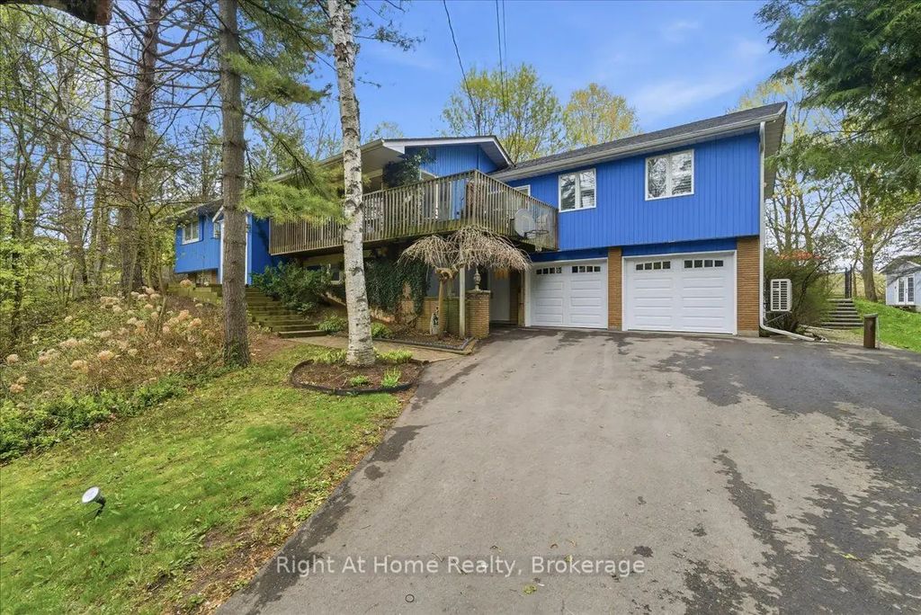 1252 Britannia Road, Burlington