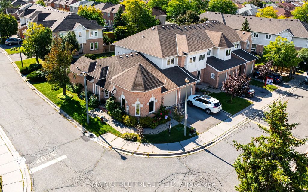 19 Wickstead Court 72, Brampton