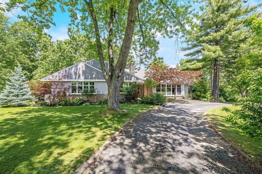161 Confederation Street, Halton Hills