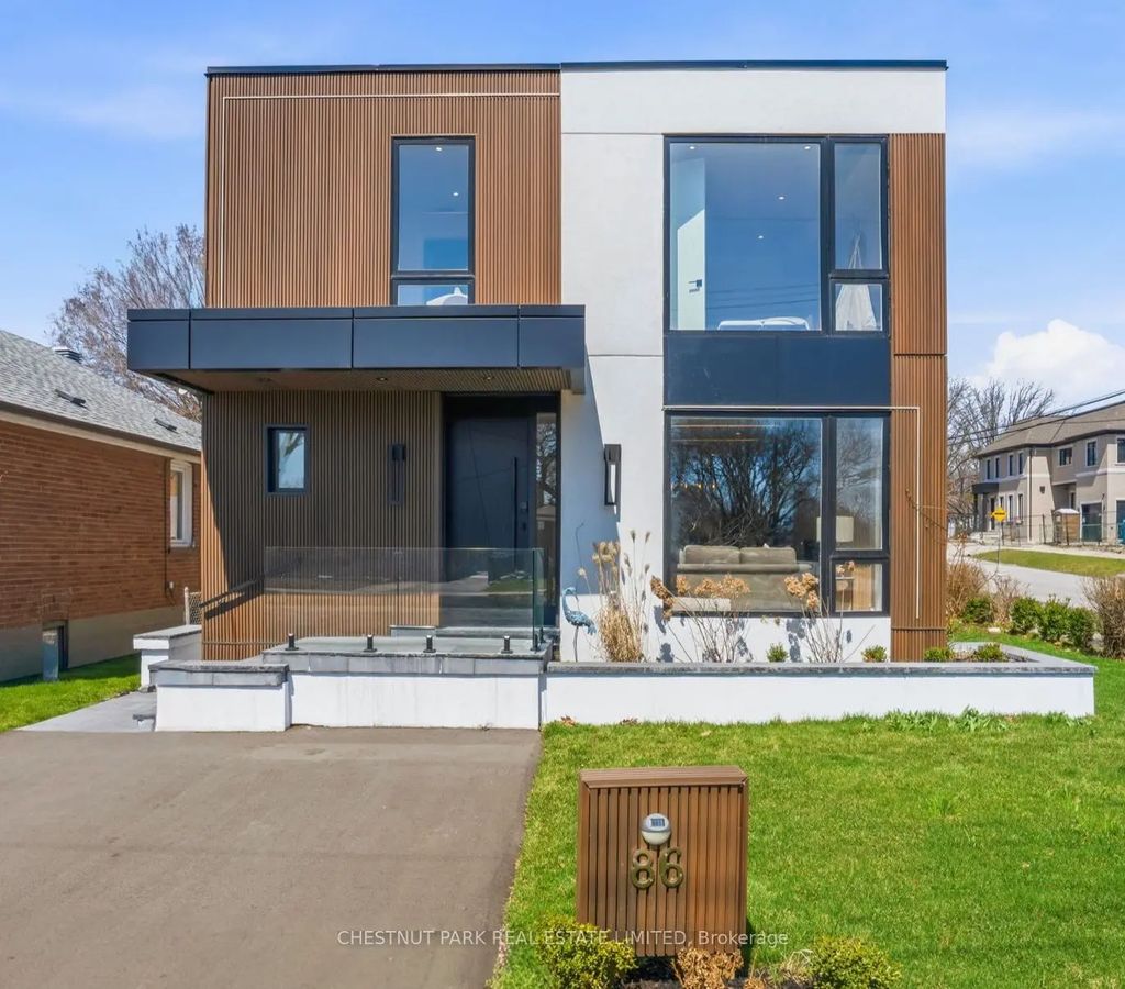 86 Edgecroft Road, Toronto W07