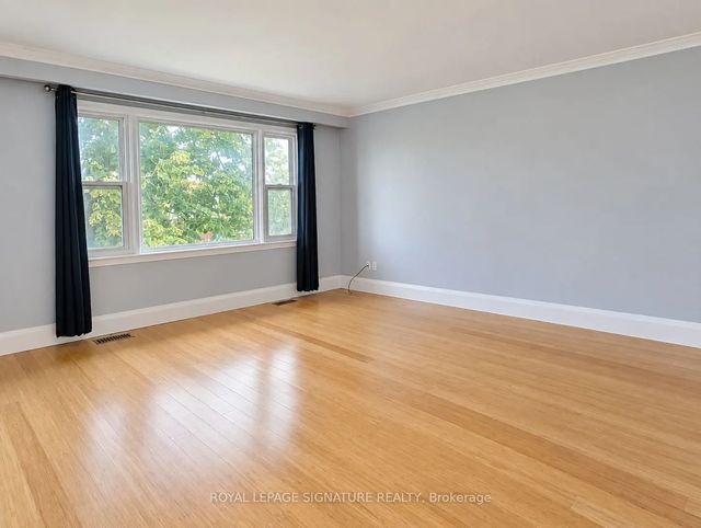 13 Wesley Street 3, Toronto W06