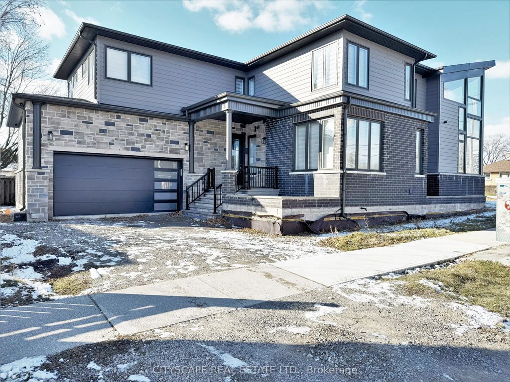 204 Mary Street, Oakville