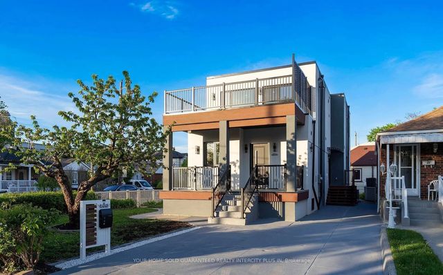 33 Landour Avenue, Toronto W03