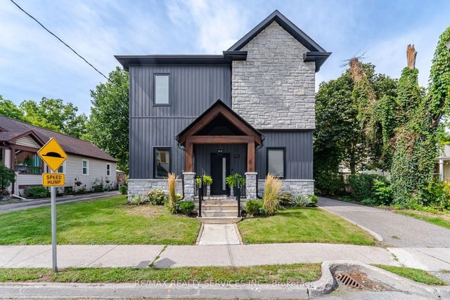 89 Willow Street, Caledon