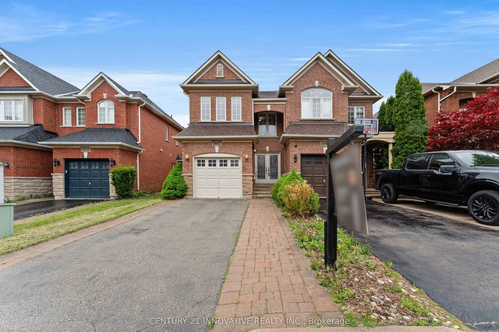 2442 Felhaber Crescent, Oakville