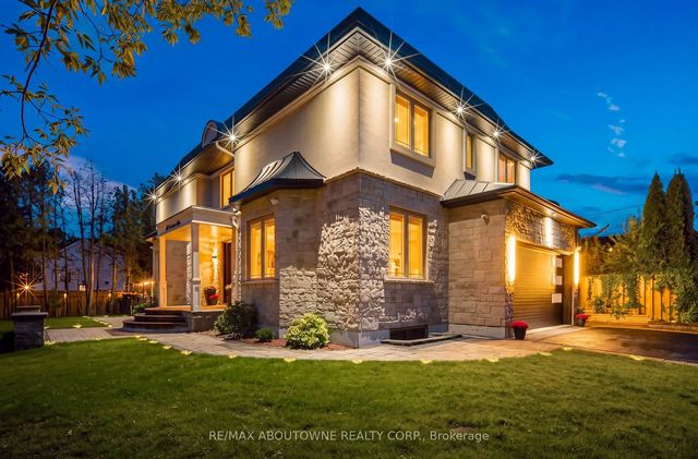 408 Seabourne Drive, Oakville