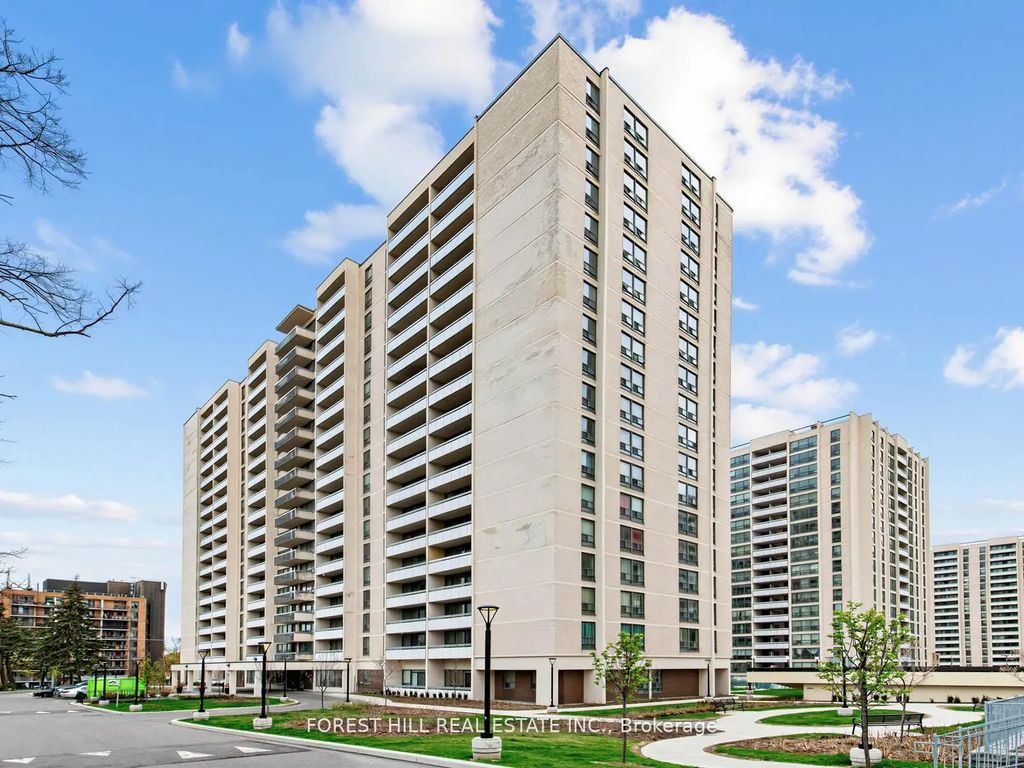 140 Elm Ridge Drive 813, Toronto W04
