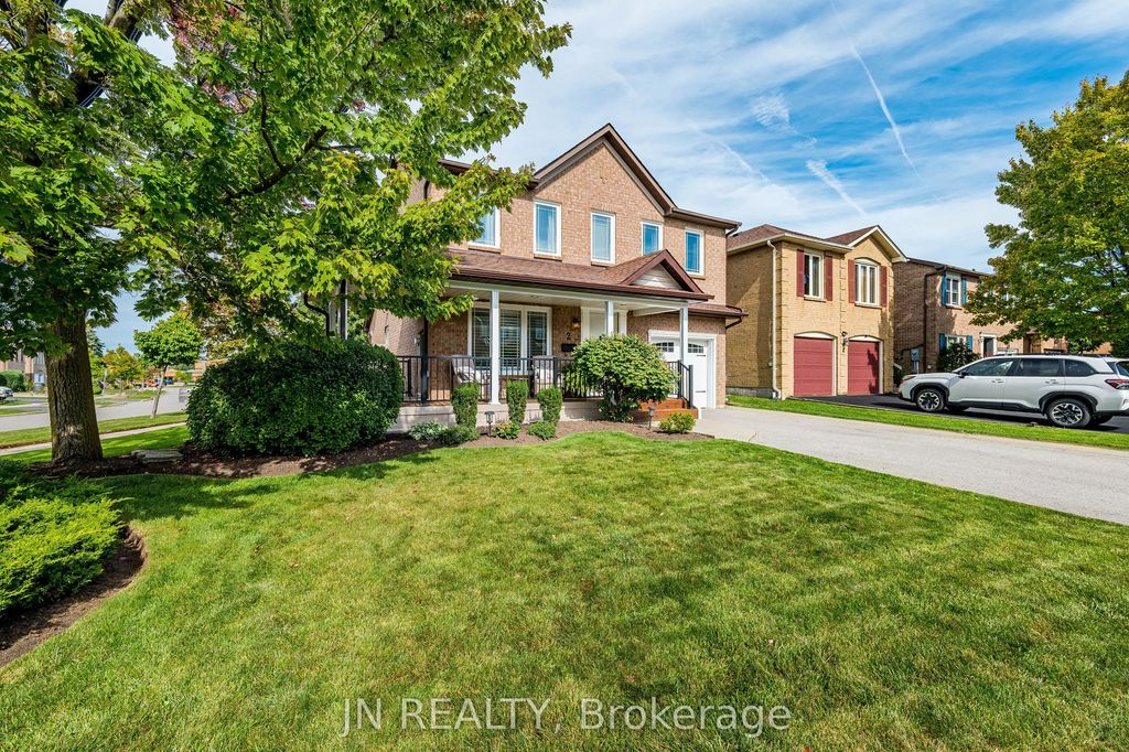 2 Nimrod Crescent, Brampton