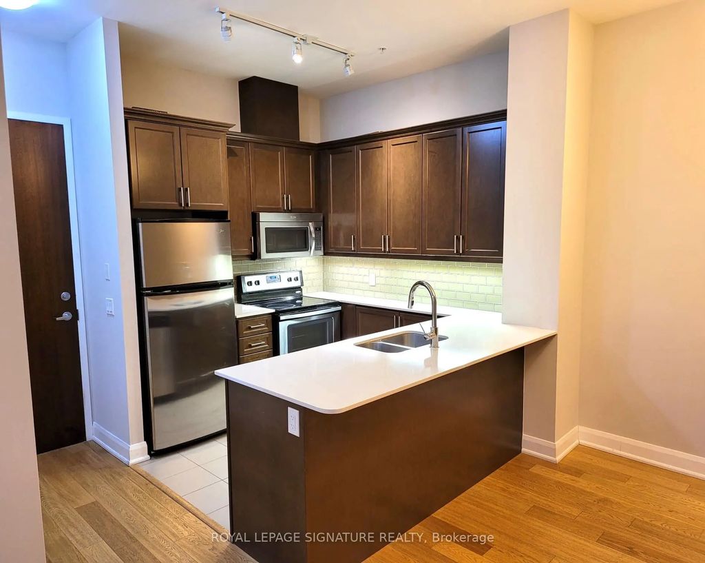 2480 Prince Michael Drive 123, Oakville