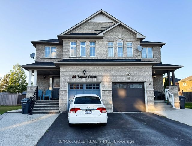86 Turquoise Crescent, Brampton