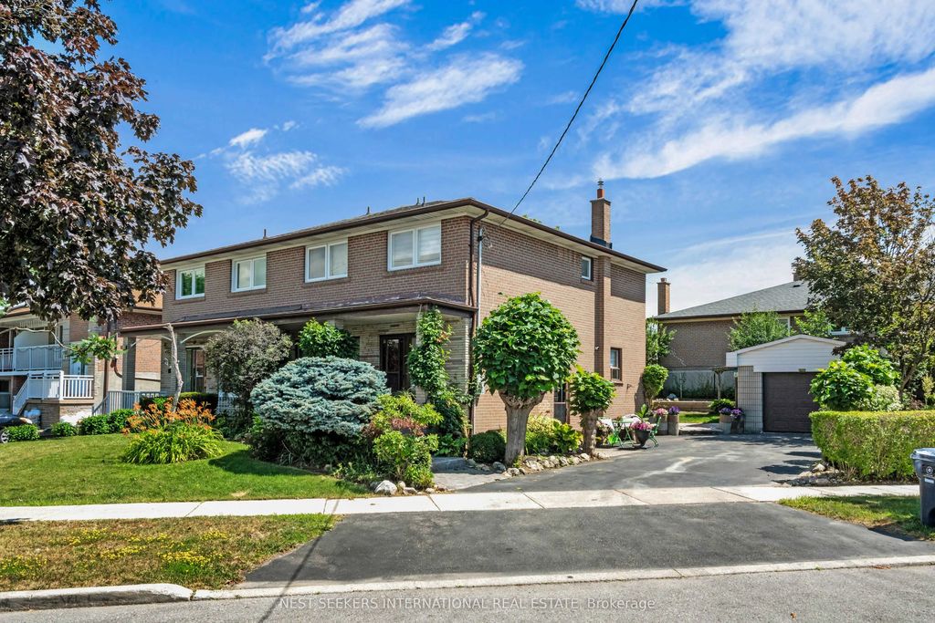 65 Orchardcroft Crescent, Toronto W05