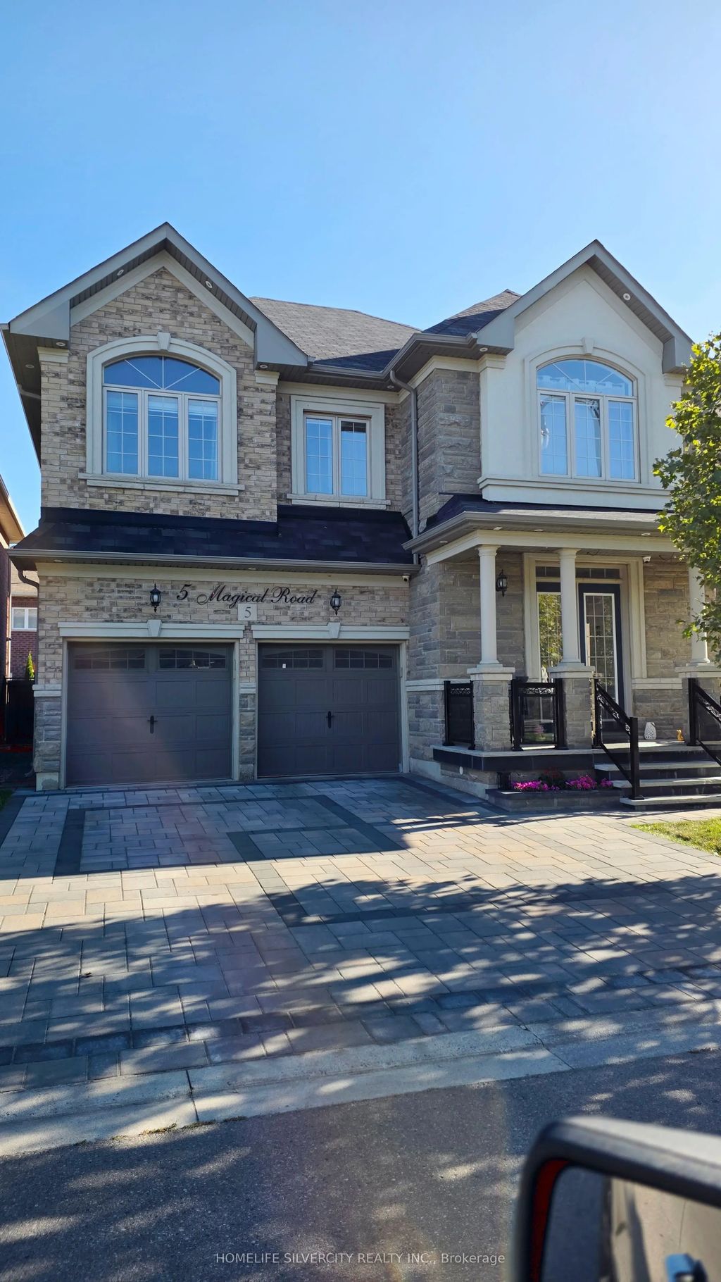 5 Magical Road, Brampton