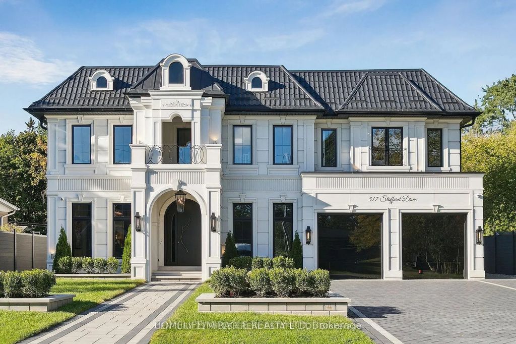 517 Stafford Drive, Oakville